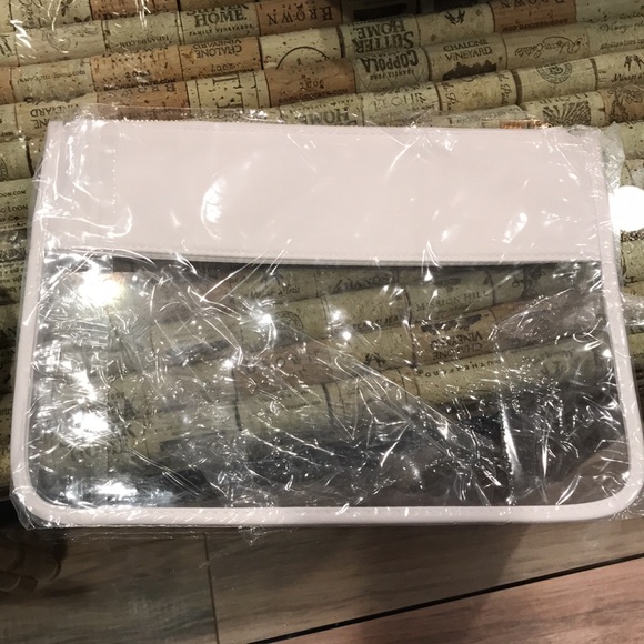 Clear Large Zipper Travel Snack Pouch NEW - Picture 5 of 5